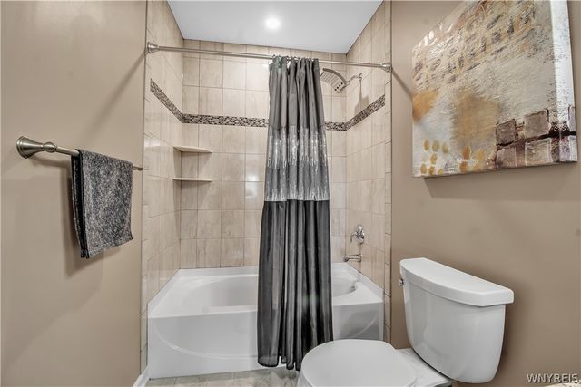 19 Cumberland Street, Lancaster, NY 14086