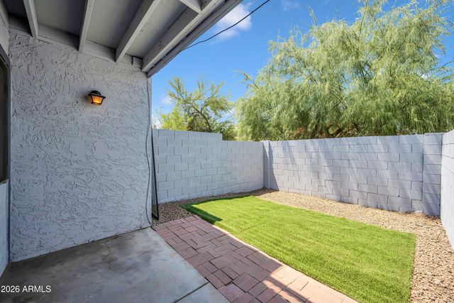 7550 N 12TH Street 124, Phoenix, AZ 85020