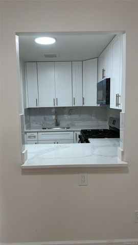 905 E 178th Street, Bronx, NY 10460