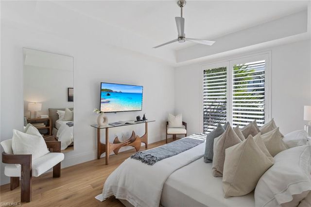 1135 3rd AVE S # 302, Naples, FL 34102