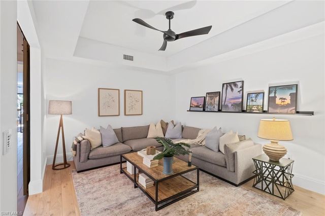 1135 3rd AVE S # 302, Naples, FL 34102