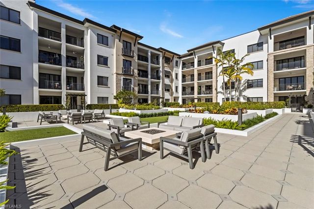 1135 3rd AVE S # 302, Naples, FL 34102