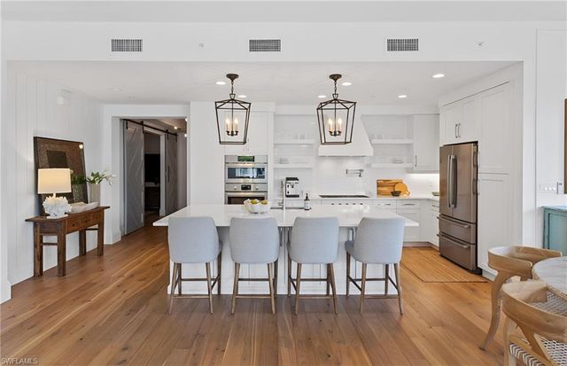 1135 3rd AVE S # 302, Naples, FL 34102