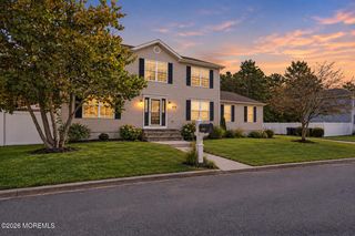 1519 Berkeley Avenue, Beachwood, NJ 08722