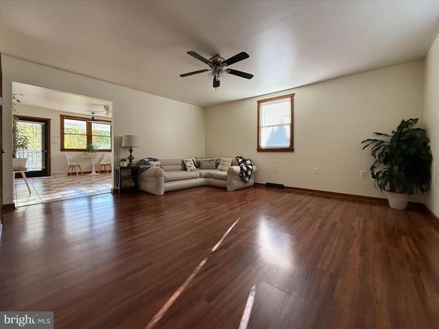 1834 & 1836 OLD LANCASTER PIKE, Reading, PA 19608