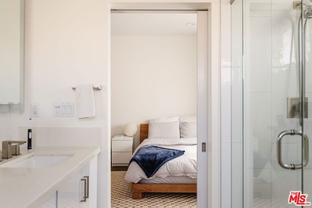 1514 S Bedford Street, Los Angeles, CA 90035