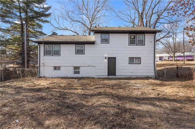 8007 Blue Ridge Boulevard, Raytown, MO 64138