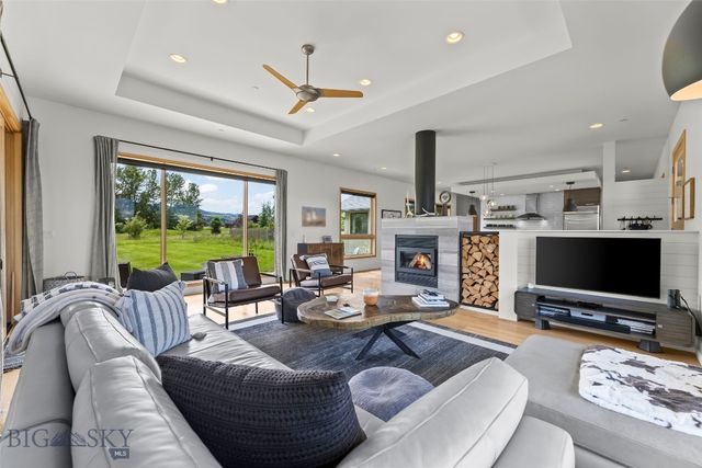 280 Hyalite View Drive, Bozeman, MT 59718