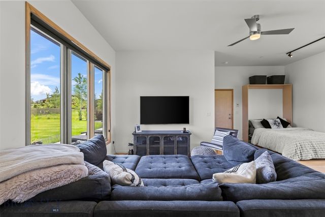 280 Hyalite View Drive, Bozeman, MT 59718