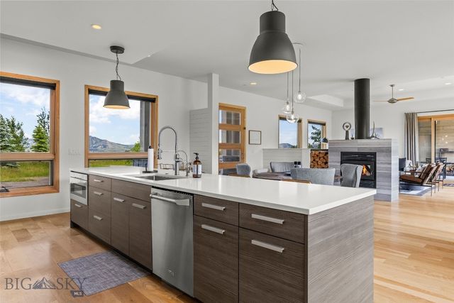 280 Hyalite View Drive, Bozeman, MT 59718