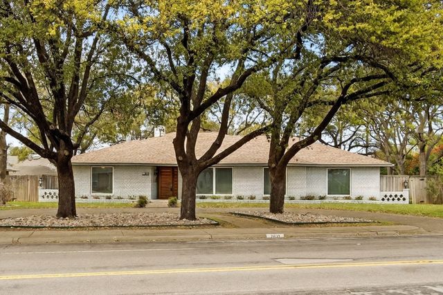 7631 Meadow Road, Dallas, TX 75230