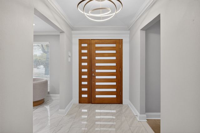 7631 Meadow Road, Dallas, TX 75230