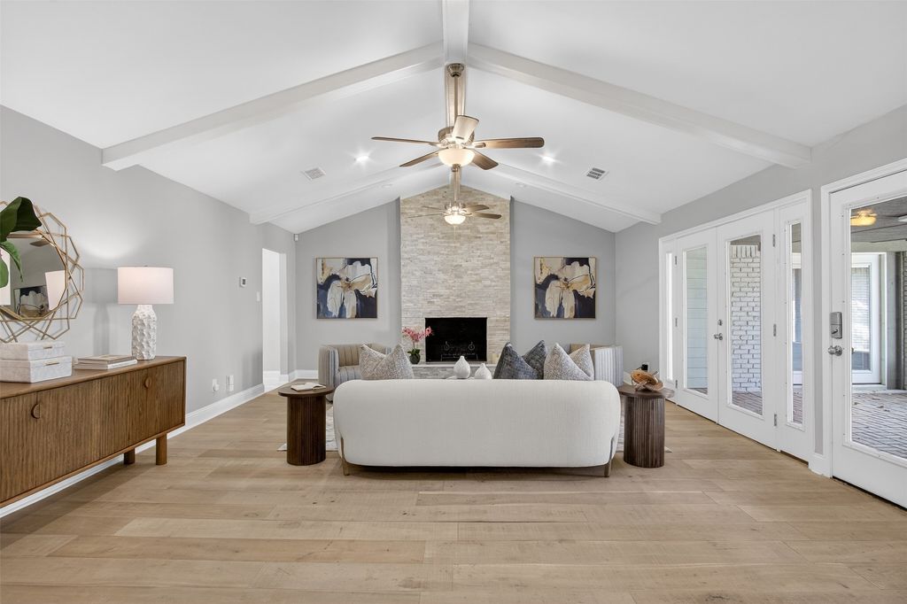 7631 Meadow Road, Dallas, TX 75230