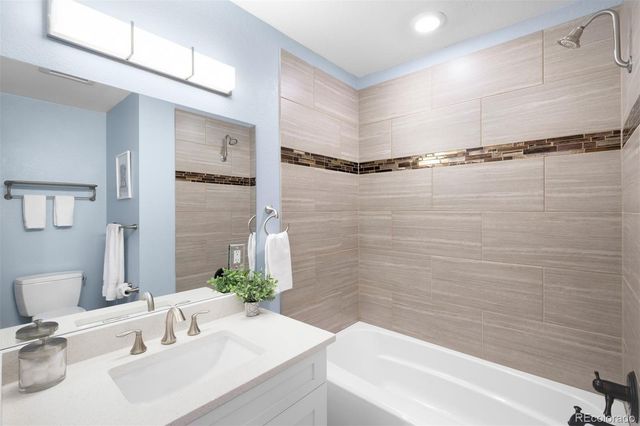 7201 S Sheridan Court, Littleton, CO 80128