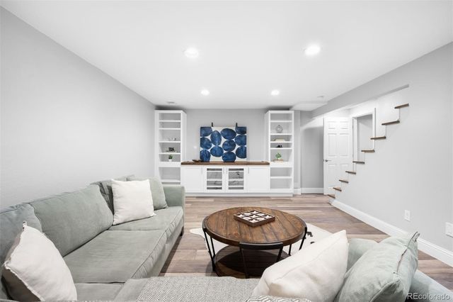 7201 S Sheridan Court, Littleton, CO 80128