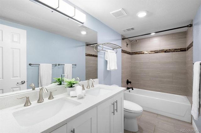 7201 S Sheridan Court, Littleton, CO 80128