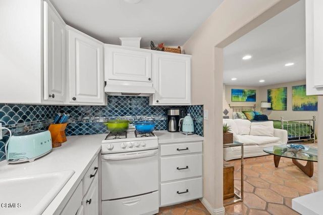 3346 Grayburn Road, Pasadena, CA 91107