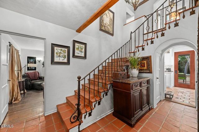 3346 Grayburn Road, Pasadena, CA 91107
