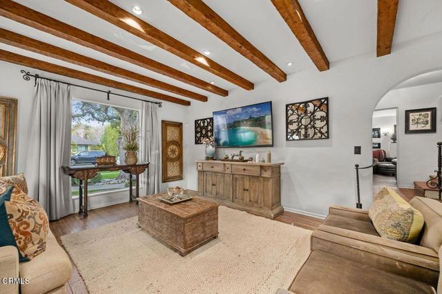 3346 Grayburn Road, Pasadena, CA 91107