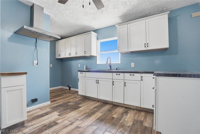 2708 19th Street NE, Canton, OH 44705