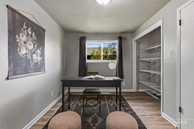 3040 W Hester St, Boise, ID 83702