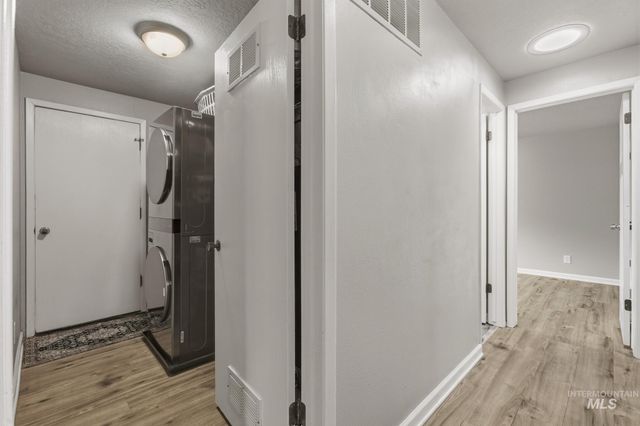 3040 W Hester St, Boise, ID 83702