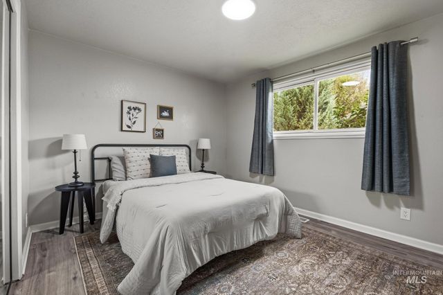 3040 W Hester St, Boise, ID 83702