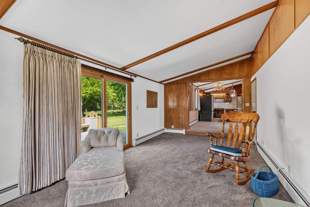 943 N OAKWOOD ROAD, Oshkosh, WI 54904