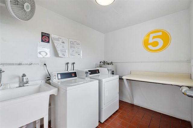 4800 Hillcrest Ln 514, Hollywood, FL 33021