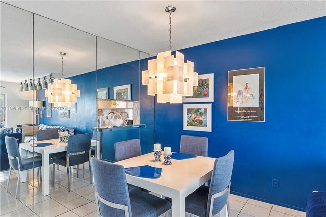 4800 Hillcrest Ln 514, Hollywood, FL 33021