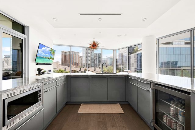 2900 Mckinnon Street 401, Dallas, TX 75201