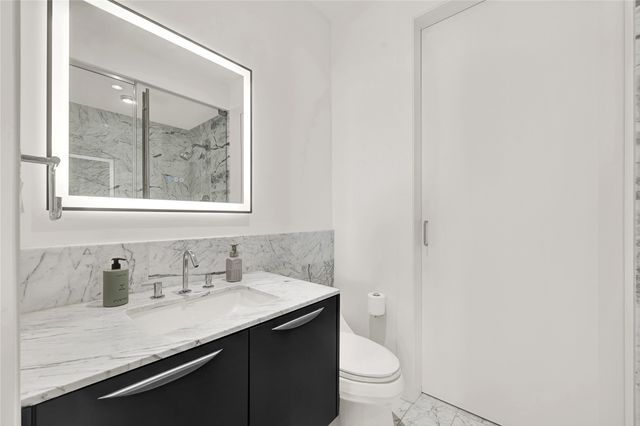 2900 Mckinnon Street 401, Dallas, TX 75201