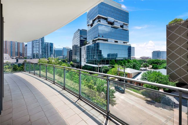 2900 Mckinnon Street 401, Dallas, TX 75201