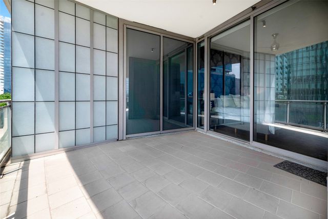 2900 Mckinnon Street 401, Dallas, TX 75201