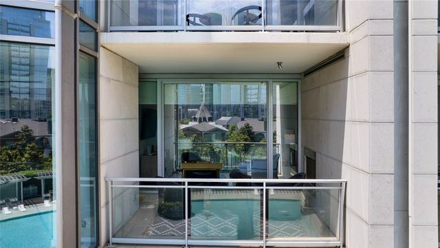 2900 Mckinnon Street 401, Dallas, TX 75201