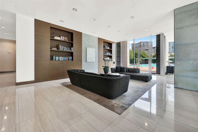 2900 Mckinnon Street 401, Dallas, TX 75201