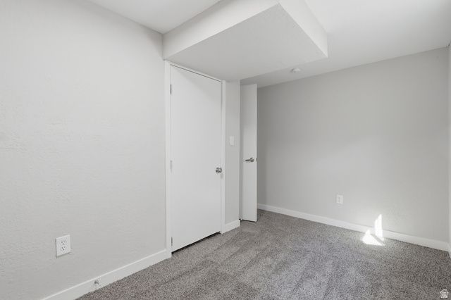 2395 W LONGMEADOW DR, Taylorsville, UT 84129