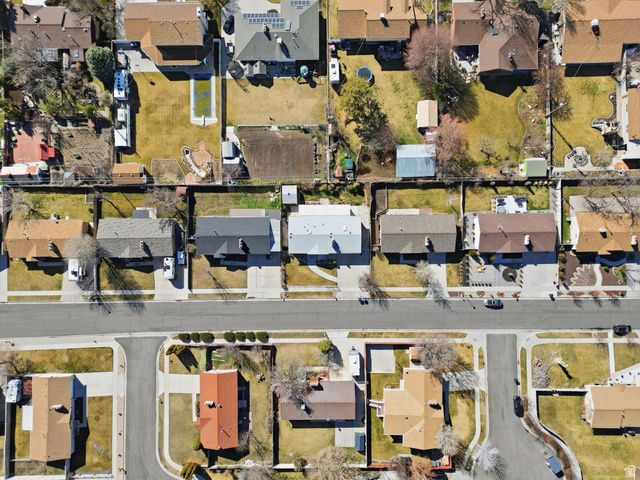 2395 W LONGMEADOW DR, Taylorsville, UT 84129