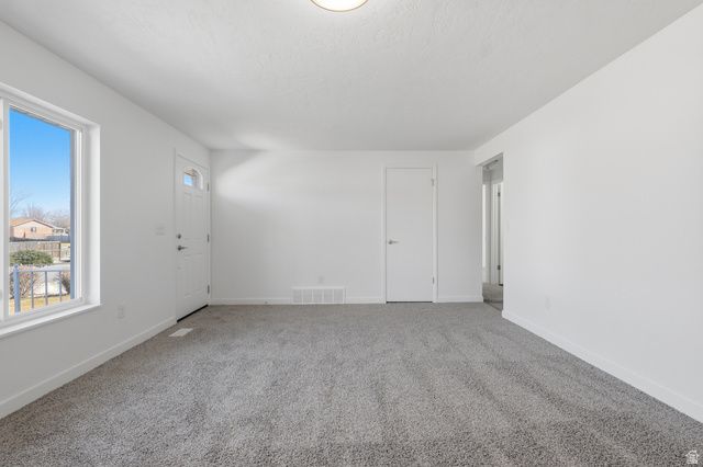 2395 W LONGMEADOW DR, Taylorsville, UT 84129