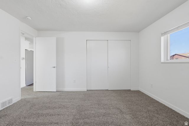 2395 W LONGMEADOW DR, Taylorsville, UT 84129