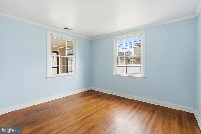 8108 DUNDALK AVE, Dundalk, MD 21222