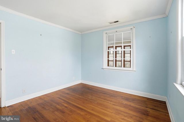 8108 DUNDALK AVE, Dundalk, MD 21222