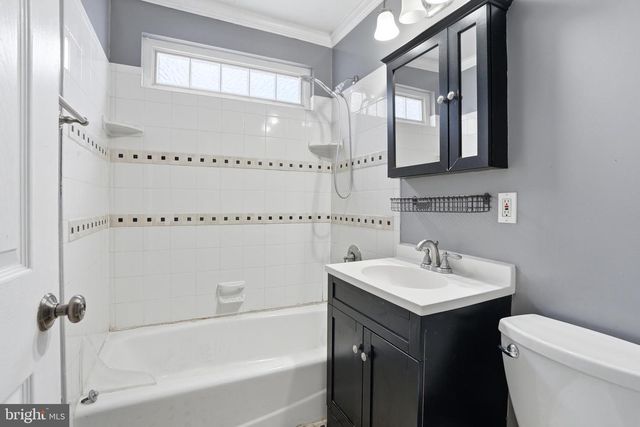 8108 DUNDALK AVE, Dundalk, MD 21222