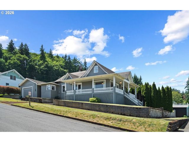 406 W C St, Rainier, OR 97048