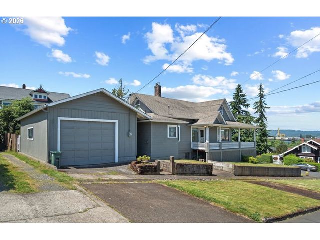 406 W C St, Rainier, OR 97048