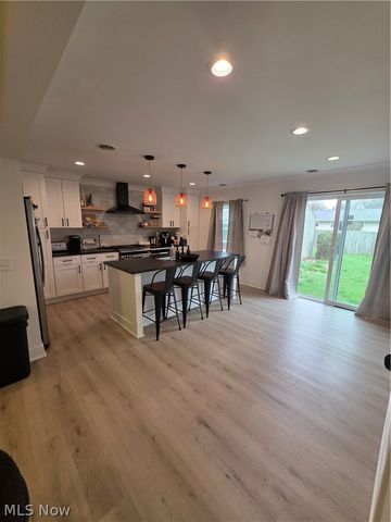 6175 Dawson Boulevard, Mentor, OH 44060