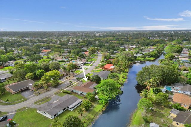 460 SW 66th Ave, Margate, FL 33068