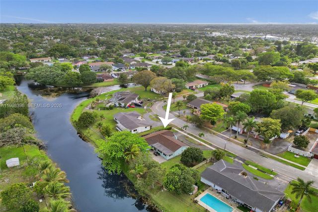 460 SW 66th Ave, Margate, FL 33068