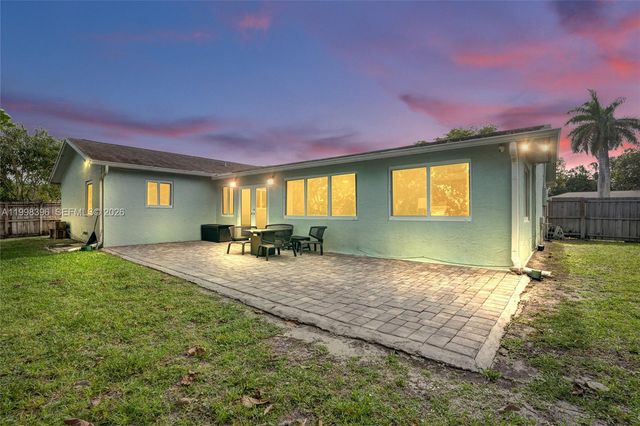 460 SW 66th Ave, Margate, FL 33068