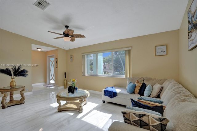 460 SW 66th Ave, Margate, FL 33068